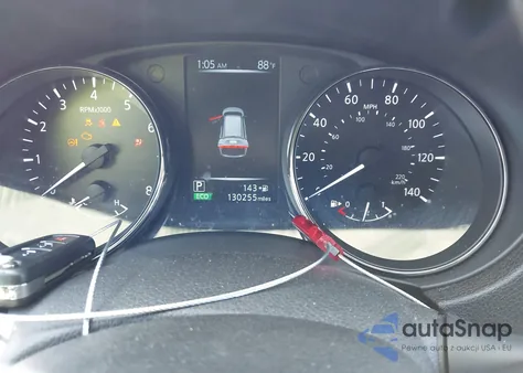 2017 Nissan Rogue S z USA, uszkodzony, nr VIN 5N1AT2MV9HC785847